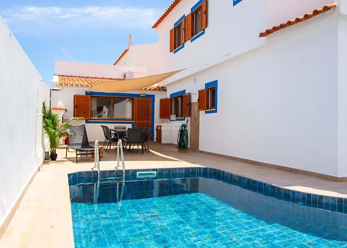 Villa Girassol - By Dalma Portuguesa *